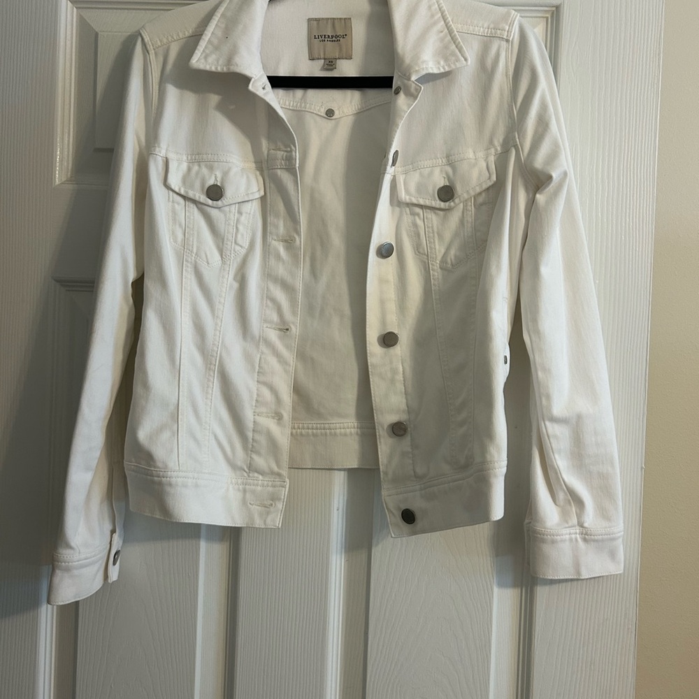 Women's Classic White Jean Jacket